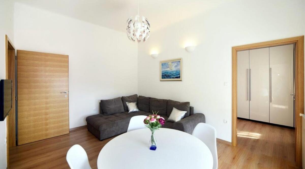 City 1 Apartment In The Center Of Zagreb Exteriör bild
